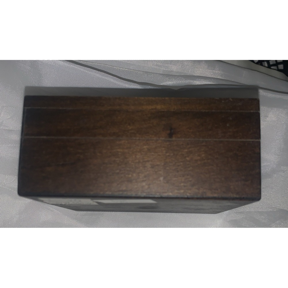 Vtg Polish Hand Carved Wooden Trinket Box 4" X 4" X 1 3/4" - Picture 2 of 7